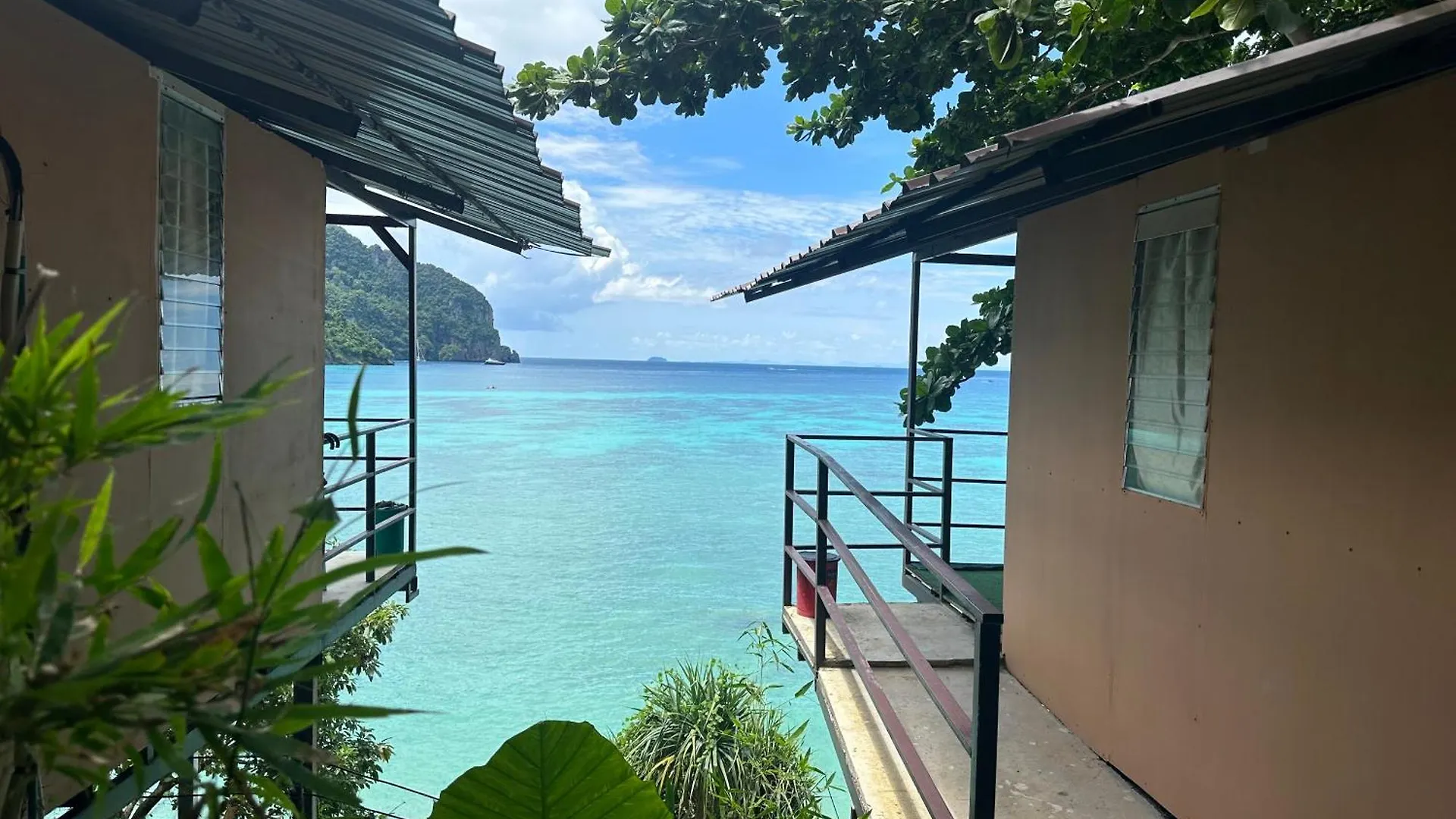 Phi Phi Seaside Bungalow 0*, Phi Phi Don Thajsko